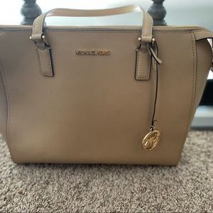 Original $209 Asking for $140 but open to negotiate.